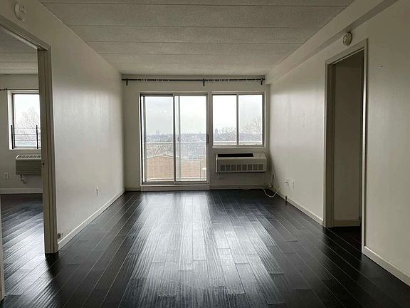 5th image of 7601 113th St APT 6E