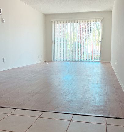 3rd image of 220 Bay St #112