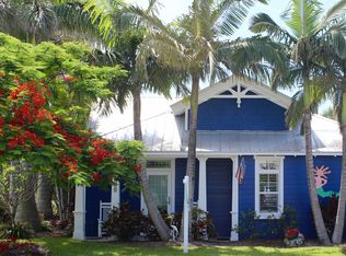 217 Pine Ave, Anna Maria, FL 34216