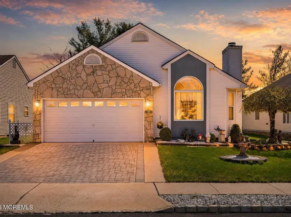 290 Jamaica Boulevard, Toms River, NJ 08757