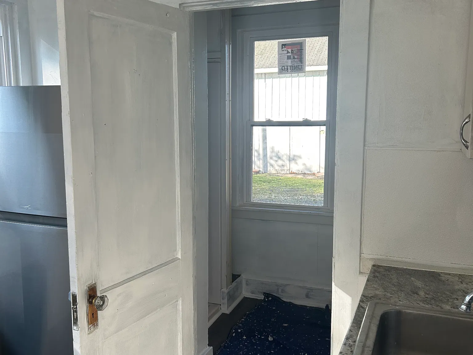 Studio, 400 sqft, $700 — Photo 3