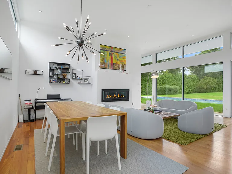 135 Middle Pond Rd — Photo 11