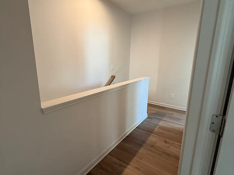 2nd floor landing
