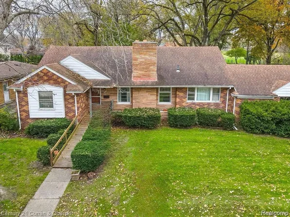 5957 Beaver St, Dearborn Heights, MI 48127
