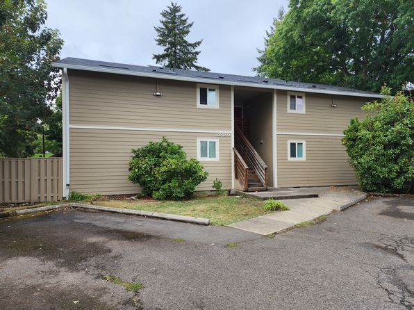 12480 SW Gingham Ln APT A