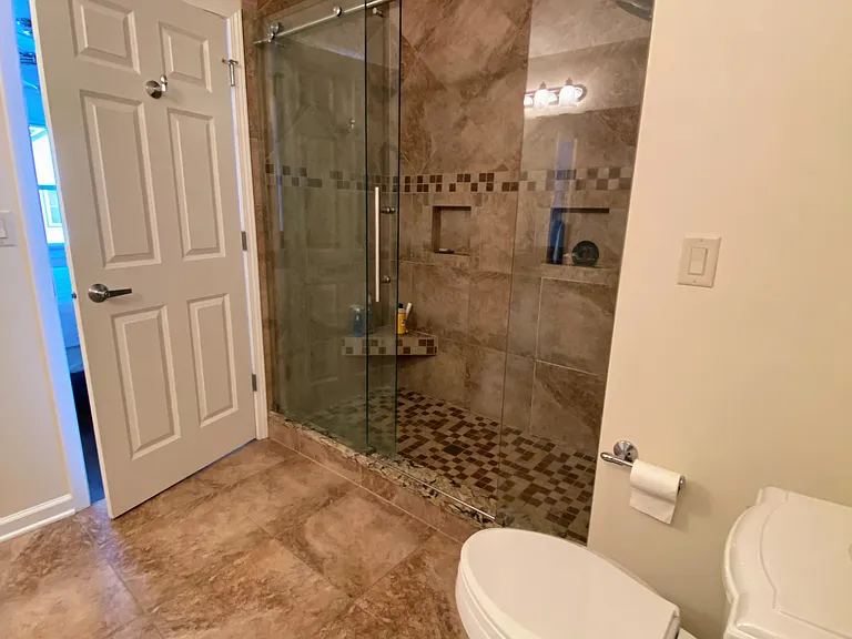 East Wing bathroom