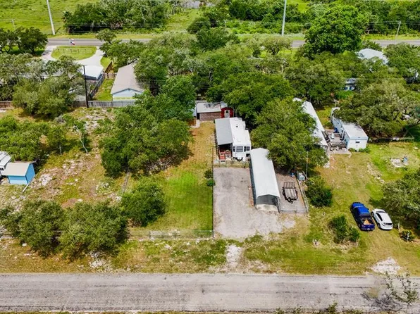 118 & 119 Donnie Dr, Rockport, TX 78382