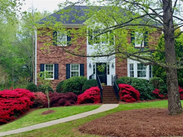 6907 Bridgewood Rd, Clemmons, NC 27012
