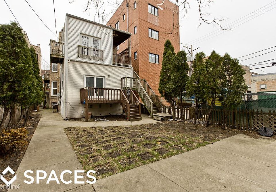 2nd image of 742 W Buckingham Pl APT 2F