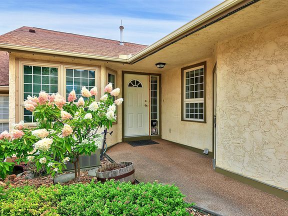 2nd image of 1750 Pacific Way #17