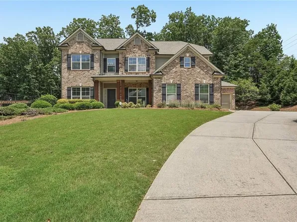 5811 Kendrix Ridge Dr, Sugar Hill, GA 30518
