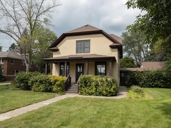 102 Main St W, Vermillion, MN 55085