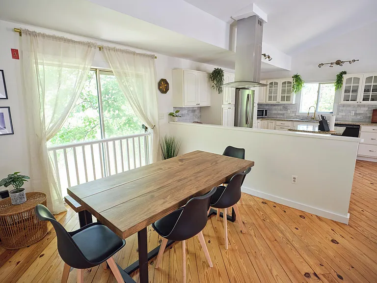 124 Hill Rd — Photo 18