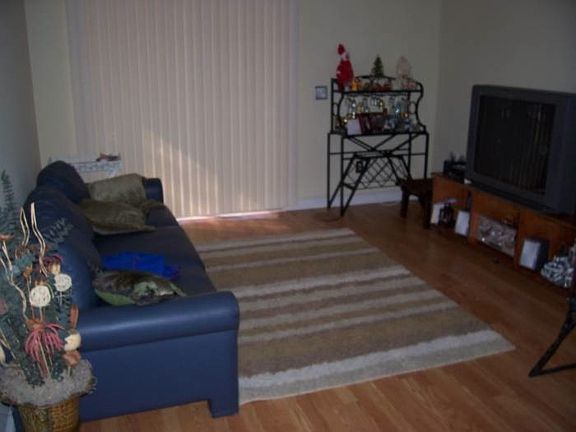 5th image of 3815 N Oak Dr Unit G21
