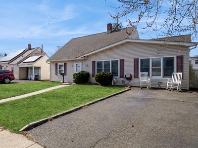 18 Surrey Lane, Levittown, NY, 11756