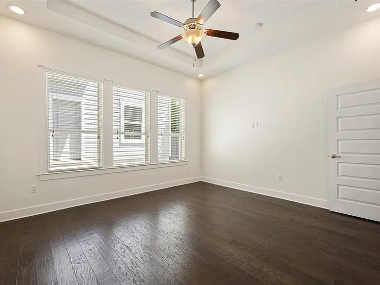 5407 Link Ave — Photo 17