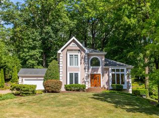 306 Fairway Dr, Harrisonburg, VA 22802