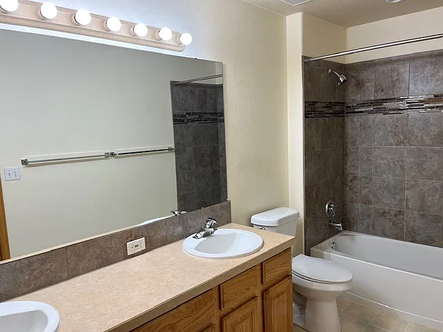 5151 Boardwalk Dr #K3 — Photo 18
