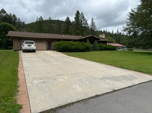 939 Greers Ferry Rd, Libby, MT 59923