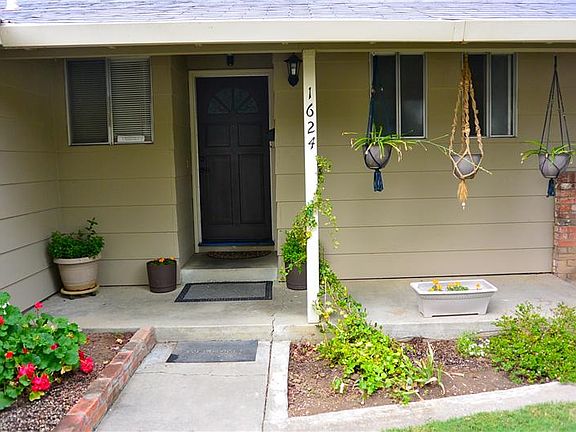 3rd image of 1624 6th St