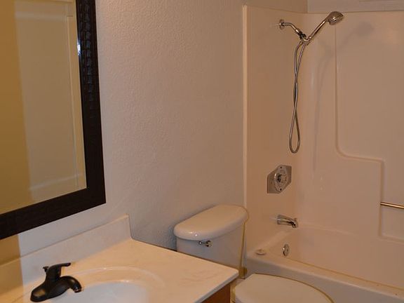 3rd image of 2729 California St #3