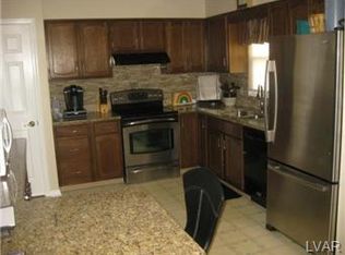 2 Kensington Cir, Northampton, PA 18067