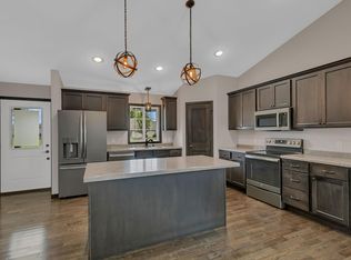2112 4th St N, Sartell, MN 56377