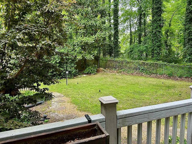 108 Forestchase Ct — Photo 23