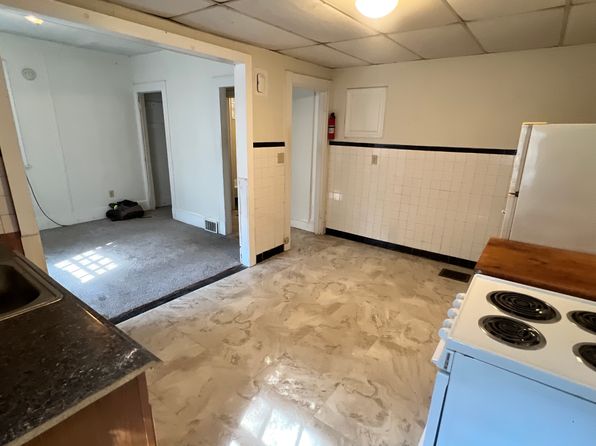 16 Braemore Rd #7