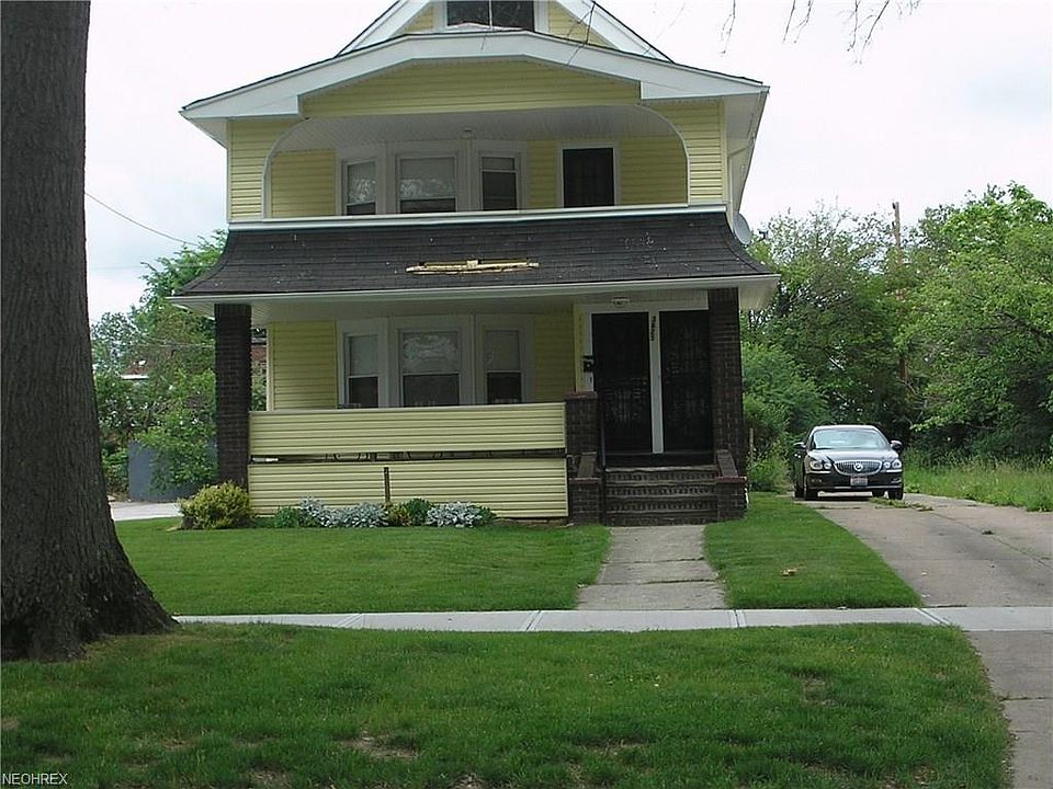 1st image of 3625 E 147th St