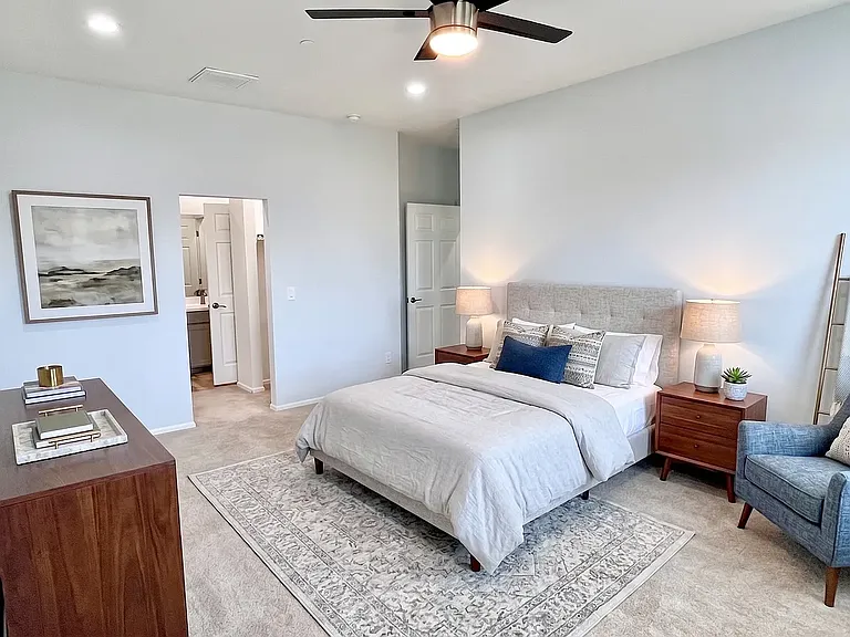 3434 N Longview Ave #11 — Photo 16
