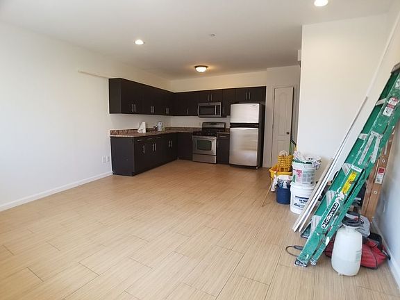 2nd image of 379 Lefferts Ave #3B