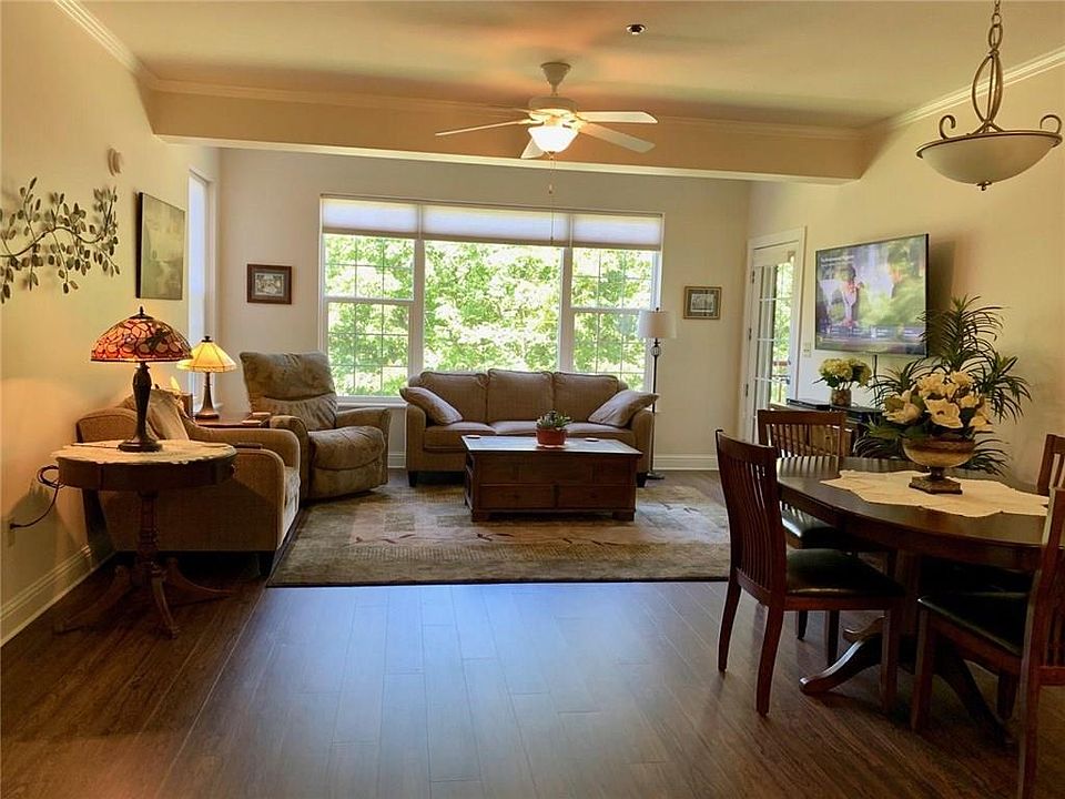 1st image of 1 Highlands Crossing Dr APT 213