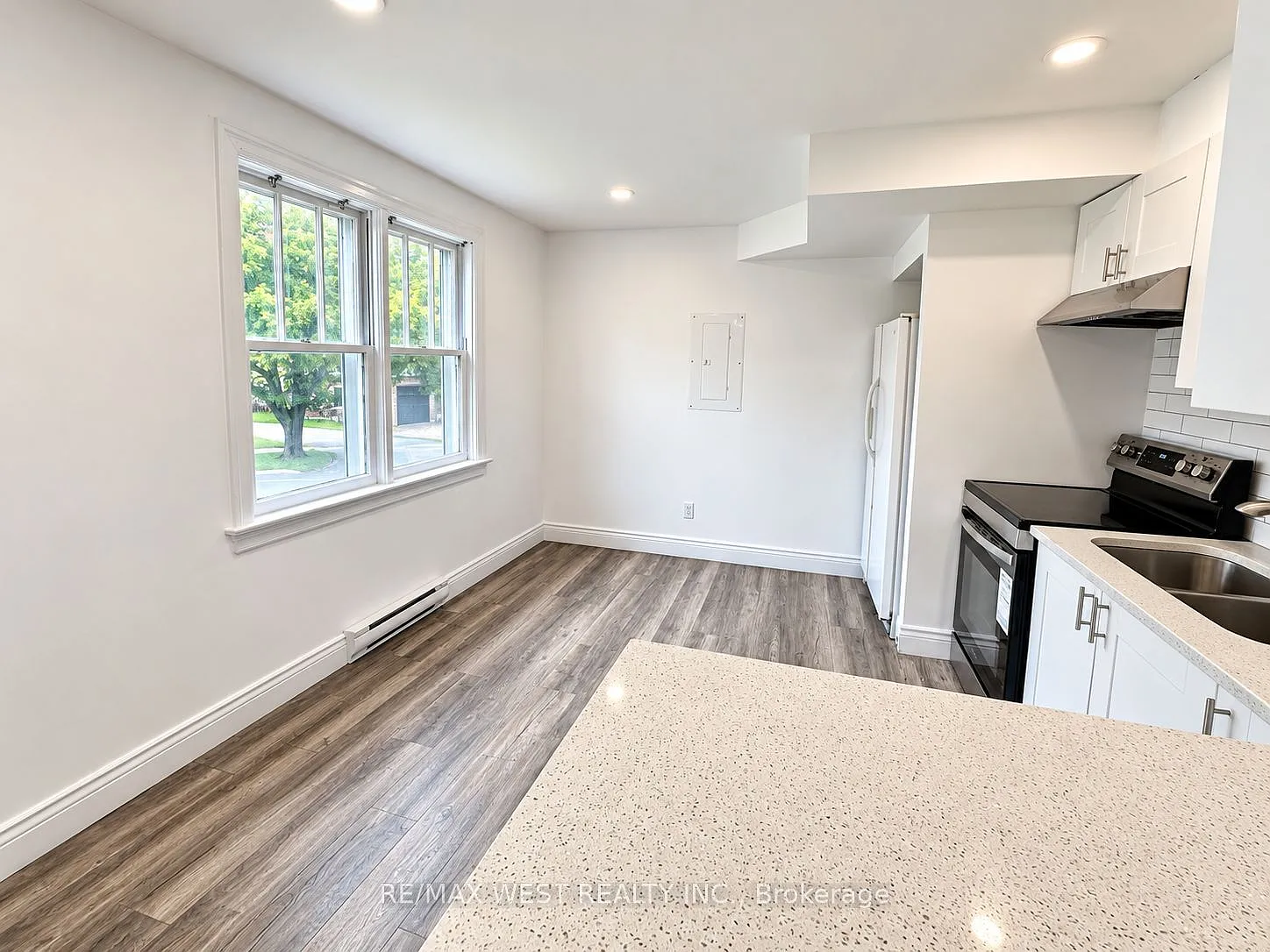 2 bed, $1,950 — Photo 4
