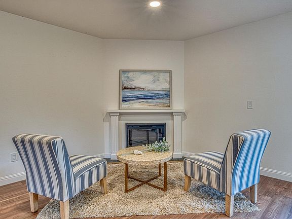 4th image of 3850 Rio Rd APT 24