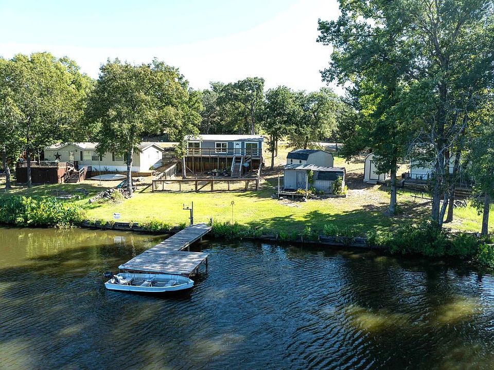 1st image of 130 N Lake Dr