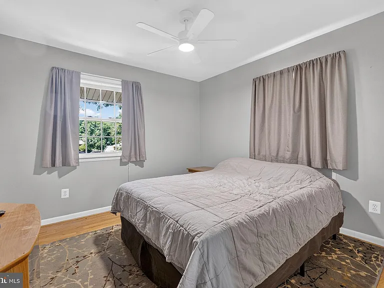 4507 Josephine Ave — Photo 12