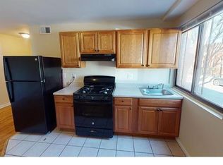 1000 47th Pl NE #2, Washington, DC 20019