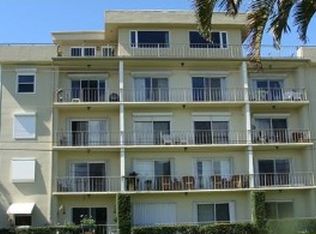 208 S Lakeside Dr APT 203, Lake Worth, FL 33460