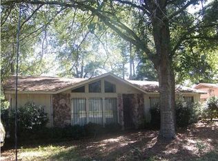 2108 Holleman Dr, Mobile, AL 36618