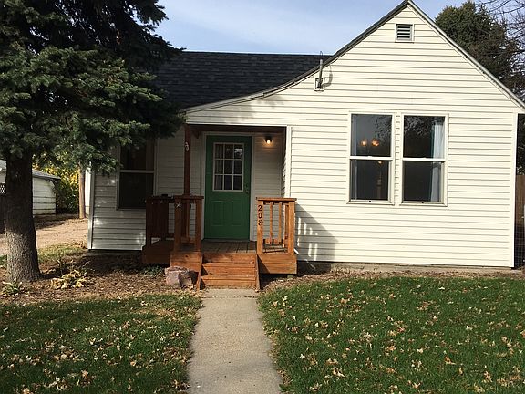 2nd image of 208 W F St