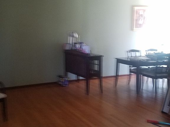 4th image of 17200 Country Ln