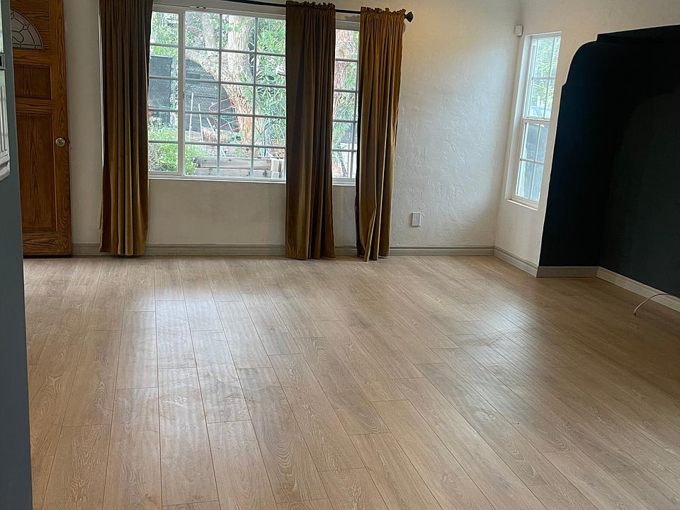 1st image of 3864 Aguilar St