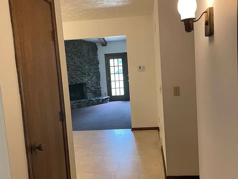 7514 Peachmont Ave NW — Photo 2