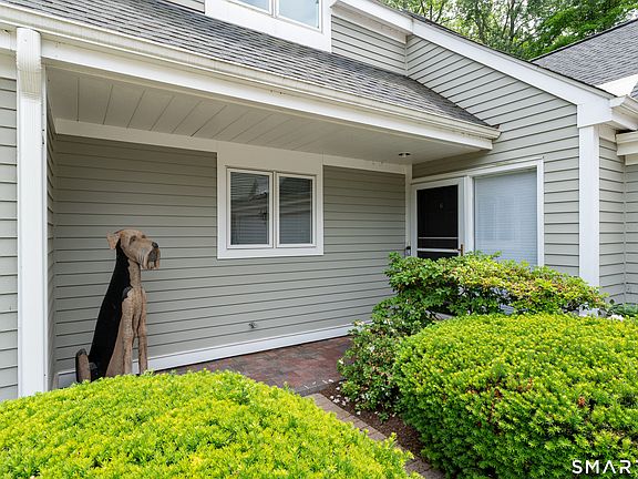 3rd image of 6 Barnes Road West #6