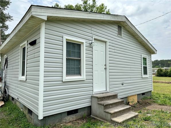 508 S Hickory St, Rowland, NC 28383