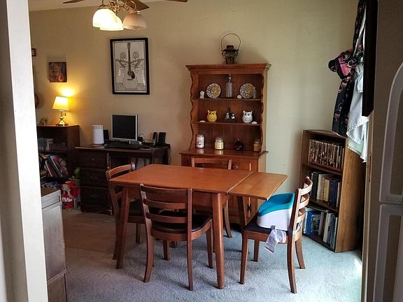 4th image of 533 Tinsmith Ct