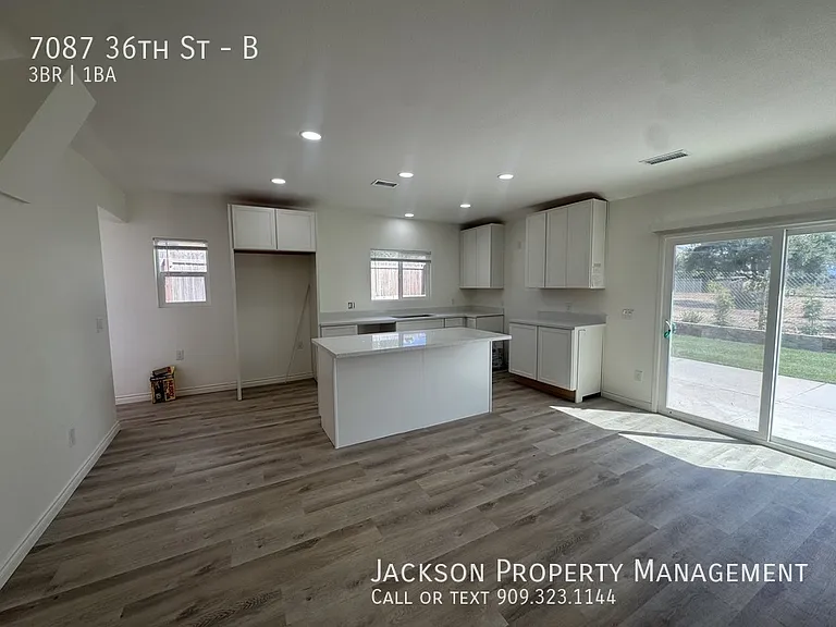 7087 36th St #B — Photo 12