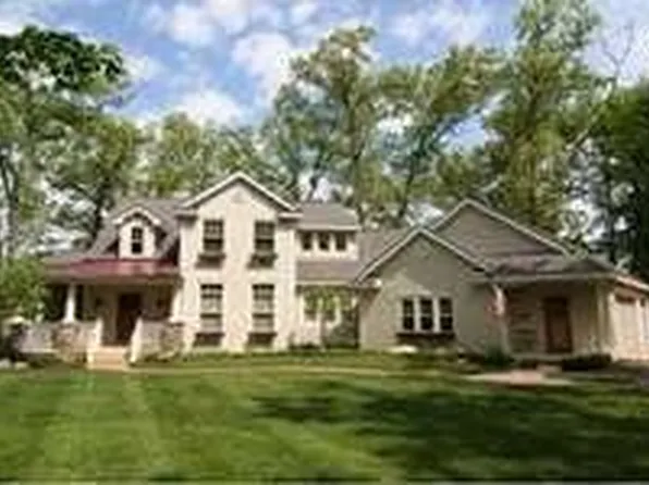 8765 Running Deer Ln SE, Alto, MI 49302