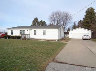 950 Edison Rd, Saginaw, MI 48604